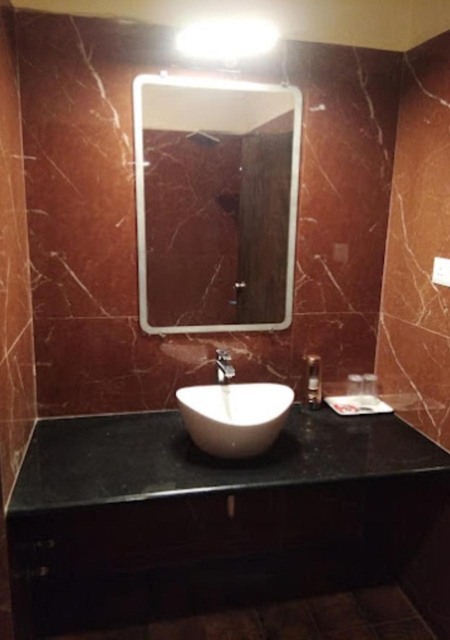 Hotel Zion Inn バラナシ エクステリア 写真